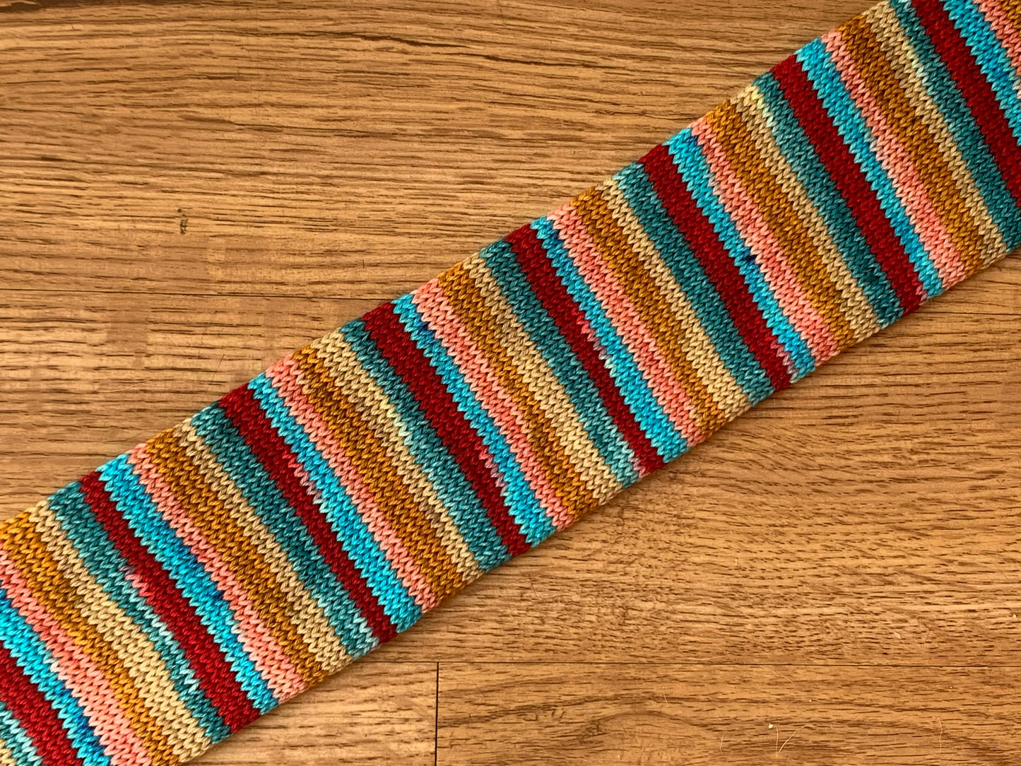 Lost in Paradise - Self-Striping Yarn
