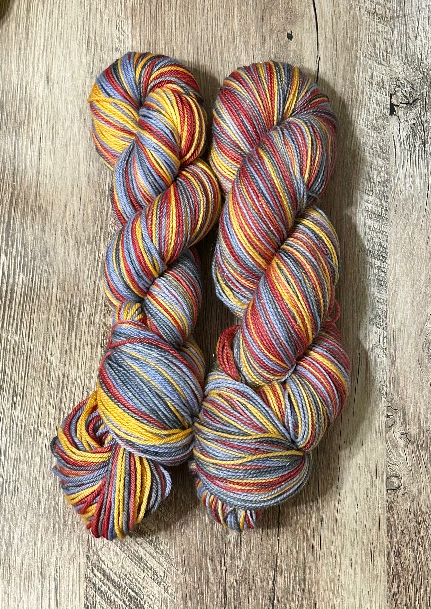 Uhura - Self Striping Yarn