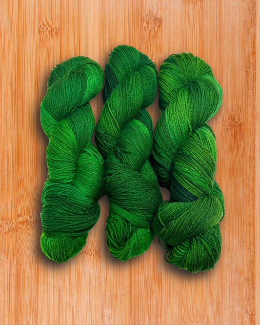 Daddy Bear – Tonal Green Yarn