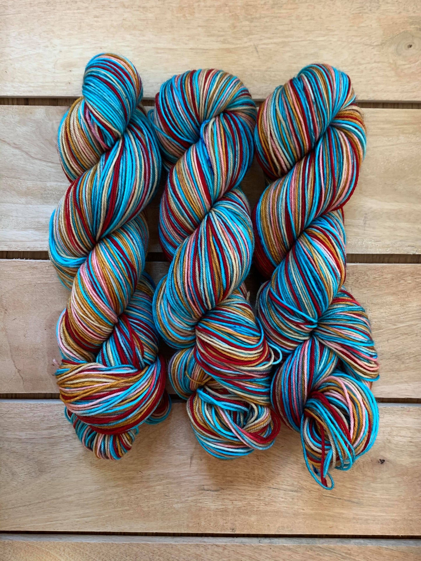 Lost in Paradise - Self-Striping Yarn